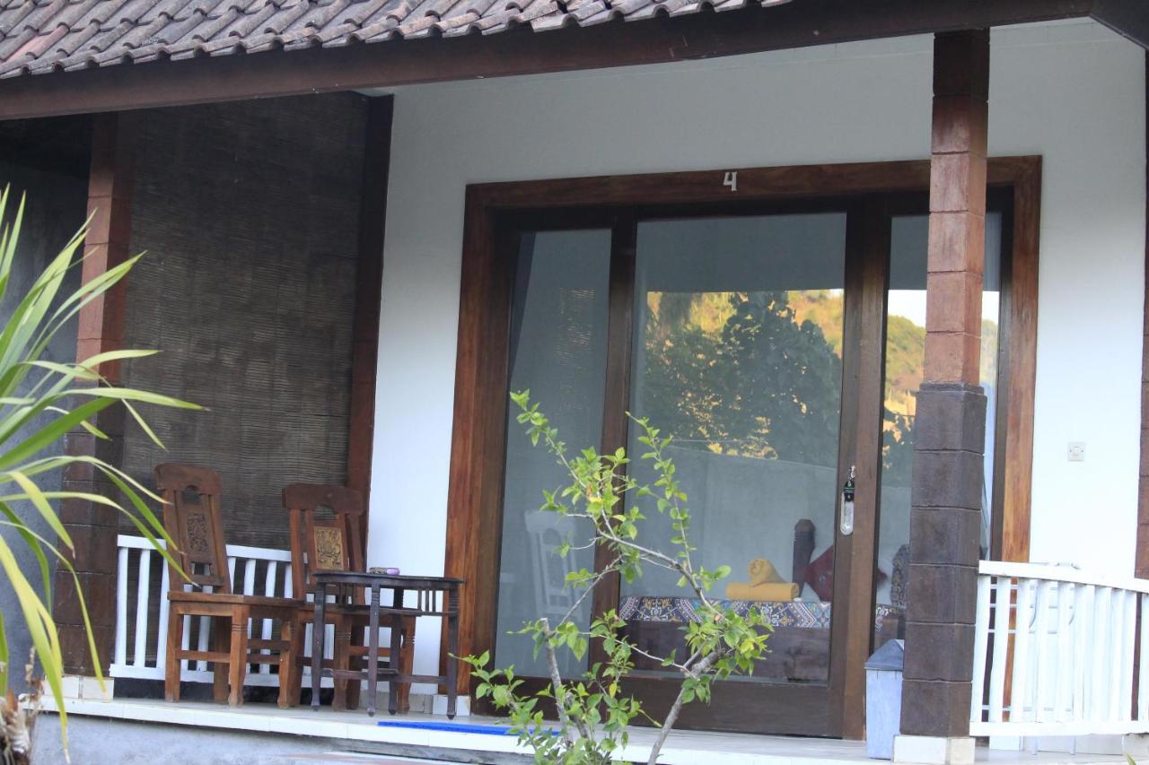 COCONUT BEACH BUNGALOWS&WARUNG Exst Teman-Teman 2 garden view Amed Exterior foto